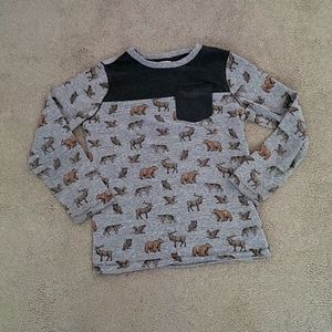 Size 7 kids Hatley shirt
